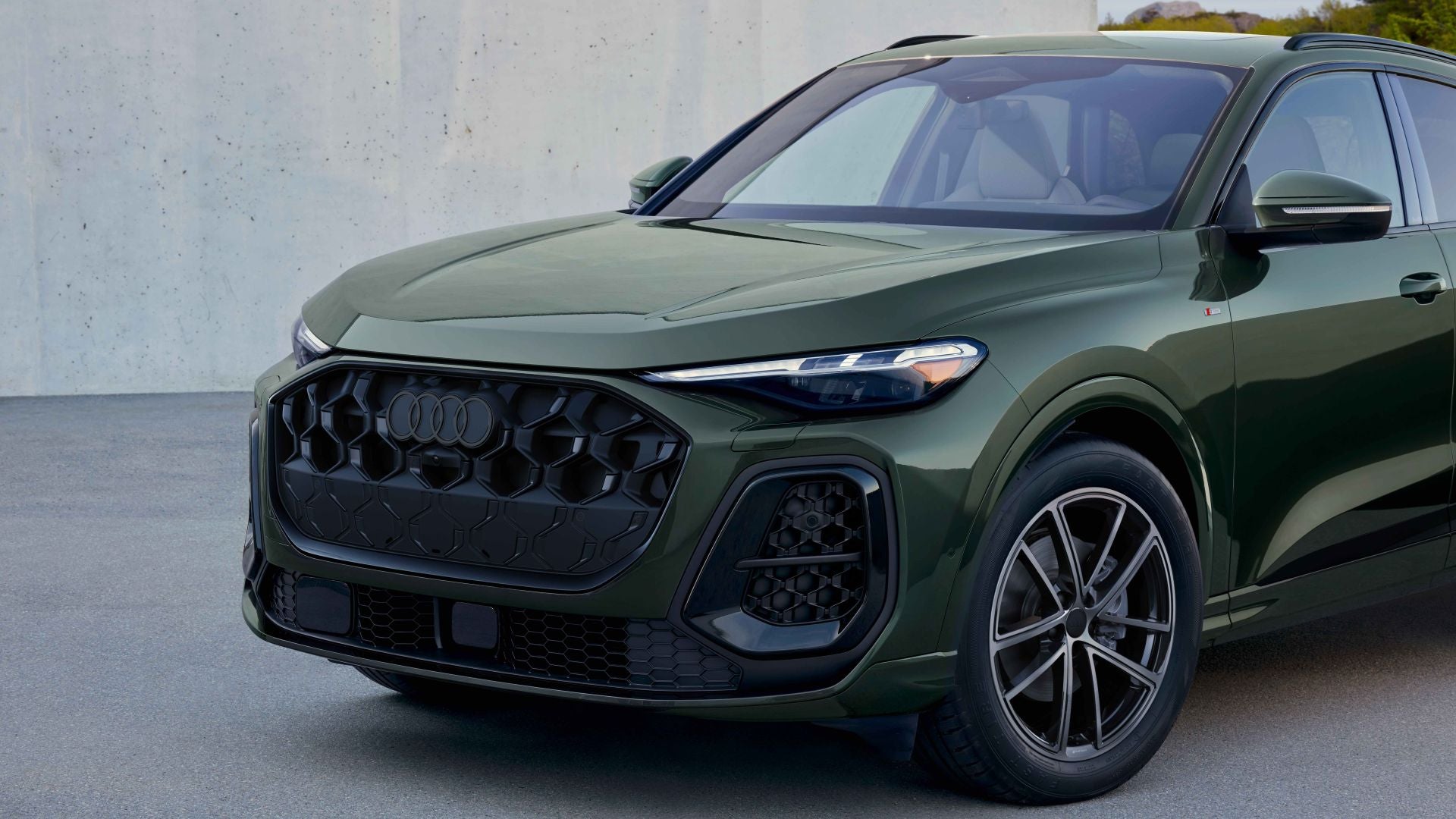 Exterior front profile view of an Audi Q5 close up.
